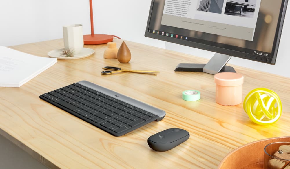 Bộ bàn phím + chuột không dây Logitech MK470 (USB/màu đen)  hiện đại và tối giản